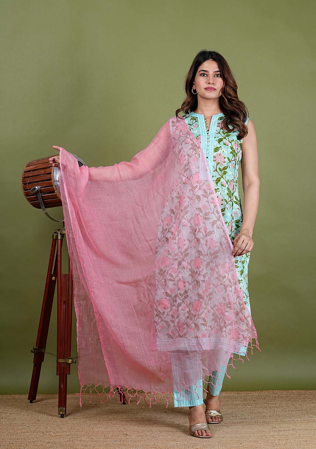 India’s Leading Ethnic Wear Brand for Women, Buy Indian Ethnic Wear Jaipur