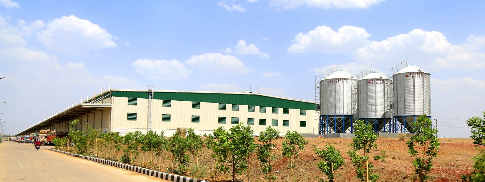 Industrial Warehouse Spaces for Lease in Prime Locations.