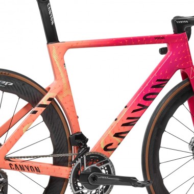 2025 Canyon Aeroad CFR AXS Road Bike – KINGCYCLESPORT